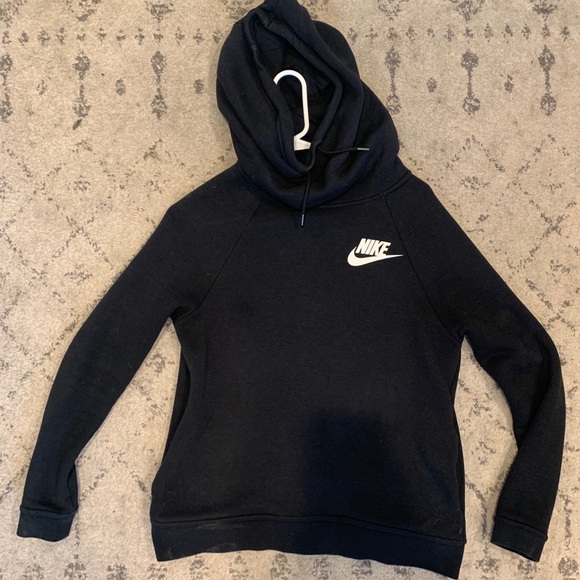 Women’s Nike pullover hoodie - Picture 1 of 2